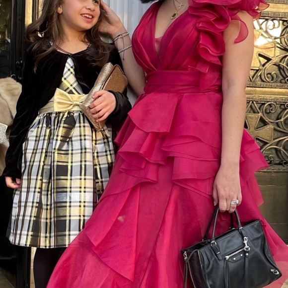 COPY - Custom fuchsia gown. Fits like a 6/8. - Picture 8 of 8